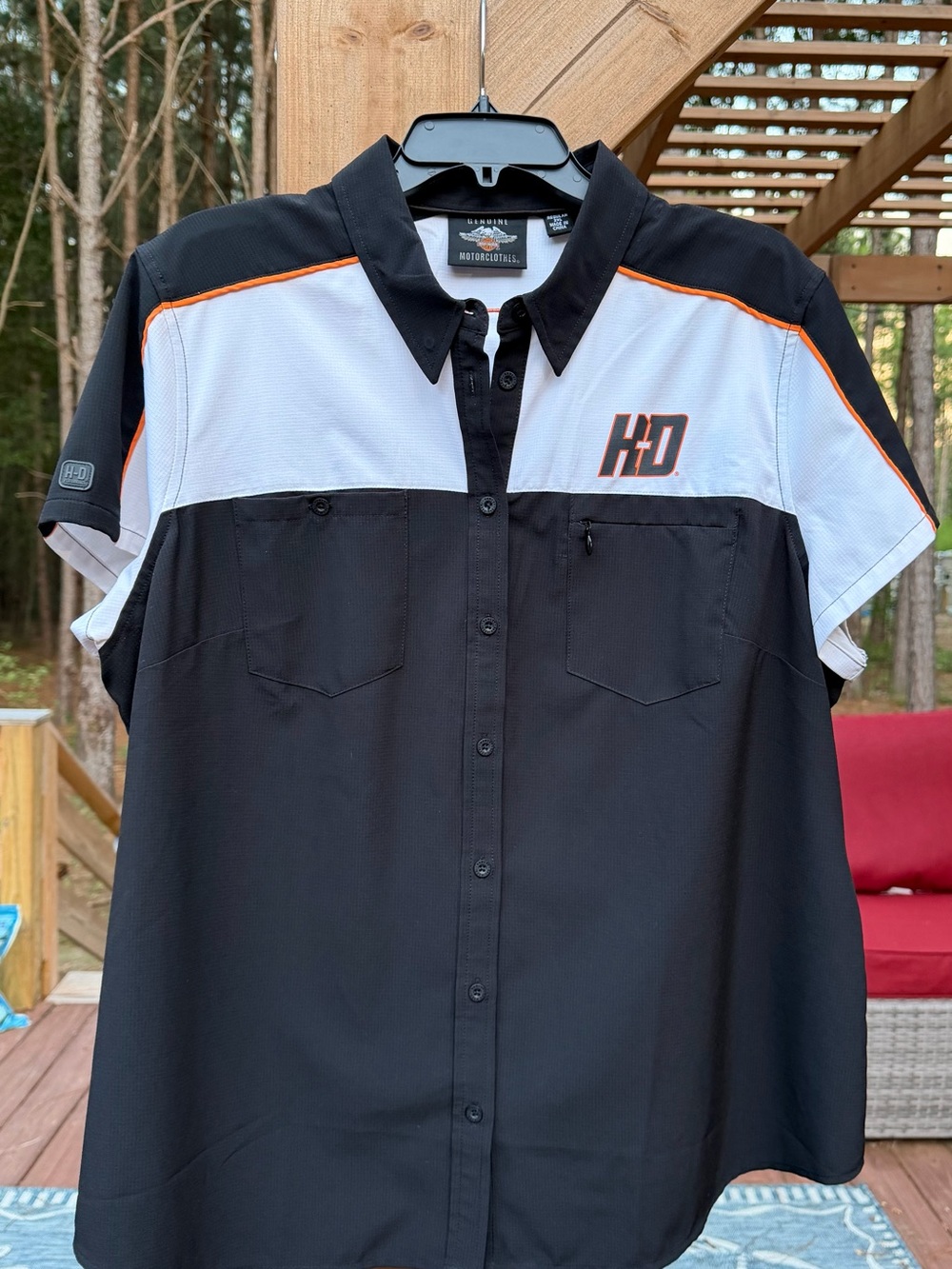 Harley-Davidson Black & White Short-Sleeve Button Front Shirt